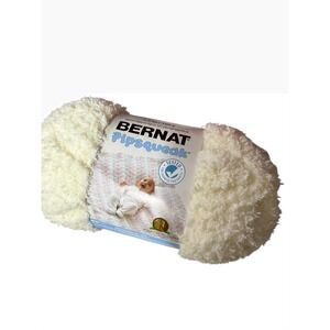Bernat Pipsqueak Yarn Vanilla Cream Super Bulky Weight 5 Polyester 3.5 oz NEW